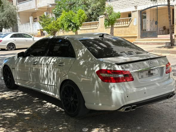 مرسيدس E350 2011 - صورة 5