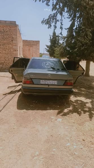 مرسيدس 300 1994 - صورة 2