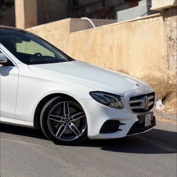 مرسيدس E300 2020 - صورة 5