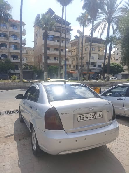 هيونداي فيرنا 2007 - صورة 5