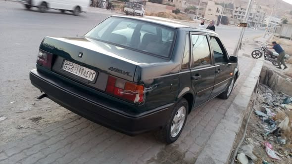 فولفو ٤٤٠ 1993 - صورة 1