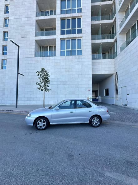 هيونداي افانتي 1997 - صورة 2