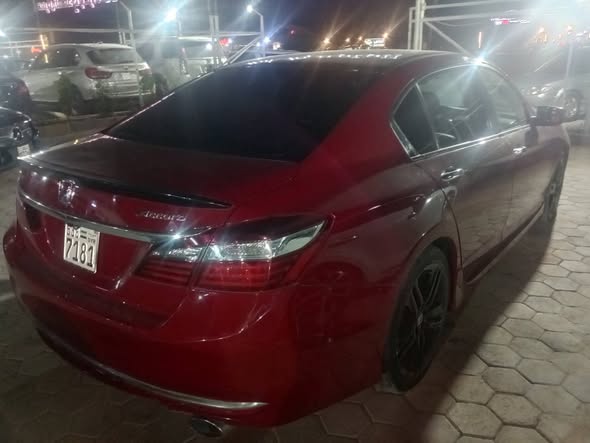 هوندا أكورد 2017 - صورة 1