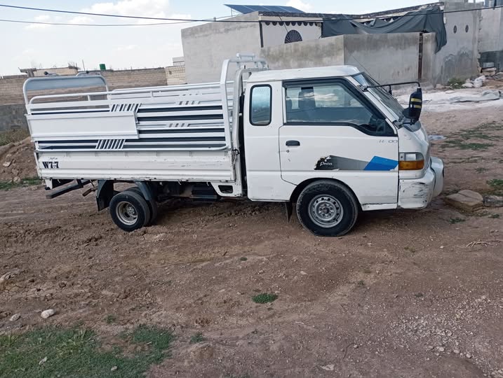 هونداي H100 2001 - صورة 1