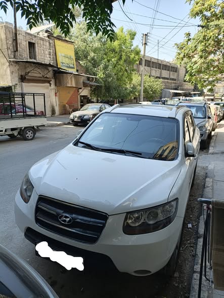 هيونداي سنتافيه 2009 - صورة 2