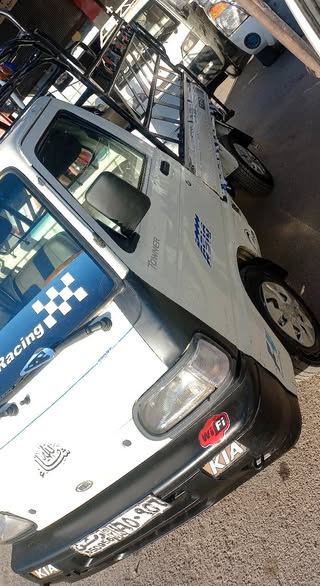 كيا تاونر 2001 - صورة 2