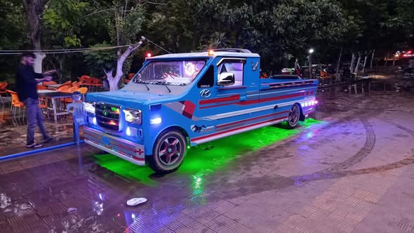 هيونداي H-1 2002 - صورة 2