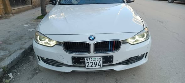بي إم دبليو 320 2012 - صورة 1