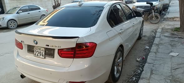 بي إم دبليو 320 2012 - صورة 3