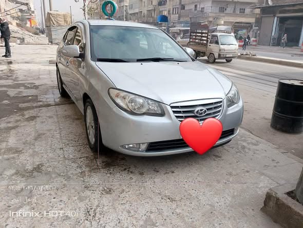 هيونداي افانتي 2011 - صورة 4