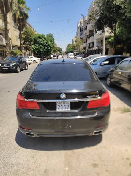بي ام 750 2010 - صورة 2