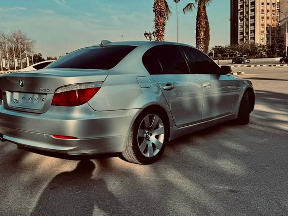 بي إم دبليو الفئة الخامسة 2008 - صورة 3