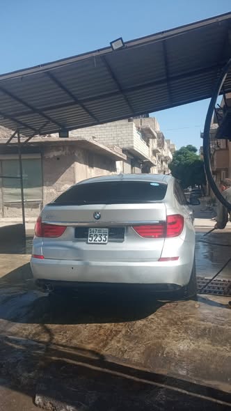 بي ام دبليو 5 Series GT 2013 - صورة 3