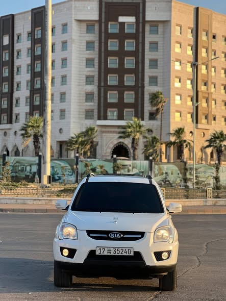 كيا سبورتاج 2010 - صورة 4