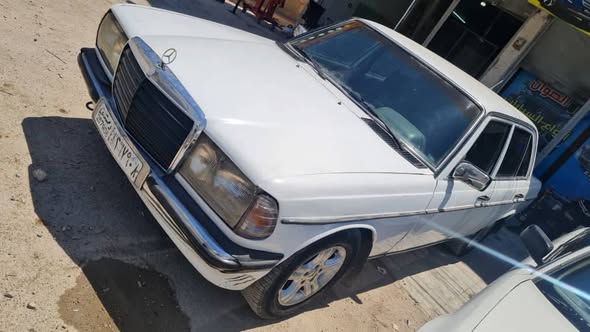 مرسيدس 230 1978 - صورة 4