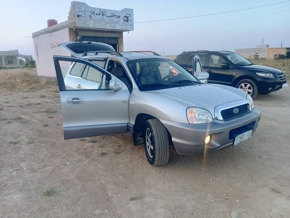 هيونداي سنتافية 2005 - صورة 4