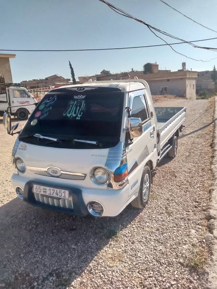هونداي H100 2001 - صورة 1