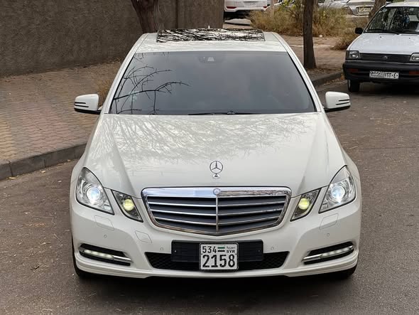 مرسيدس E200 2012 - صورة 1