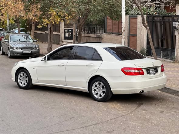 مرسيدس E200 2012 - صورة 3