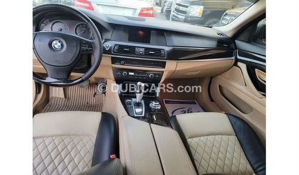 بي إم دبليو 525 2013 - صورة 2