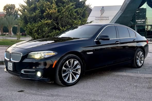 بي إم دبليو 528i 2014 - صورة 3