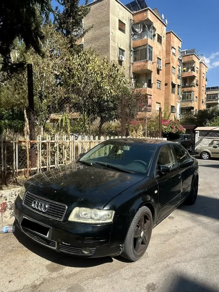 أودي A4 2003 - صورة 1
