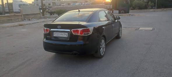 كيا سيراتو 2010 - صورة 5