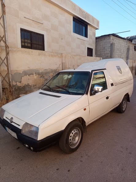 سكودا بيك أب 1994 - صورة 2
