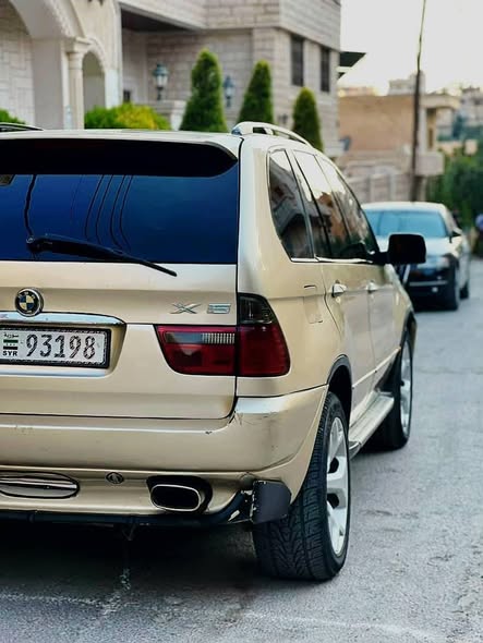 بي إم دبليو X5 2003 - صورة 3