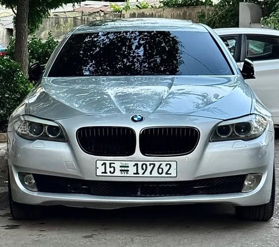 بي ام دبليو 520 2011 - صورة 1