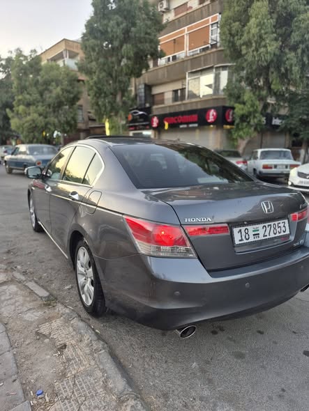هوندا اكورد 2009 - صورة 1