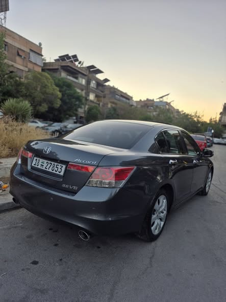 هوندا اكورد 2009 - صورة 4