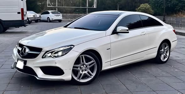 مرسيدس E350 2012 - صورة 3