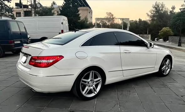 مرسيدس E350 2012 - صورة 4