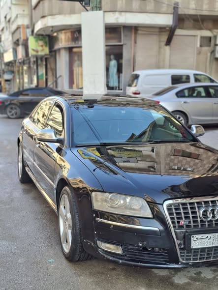 أودي A8 2008 - صورة 1