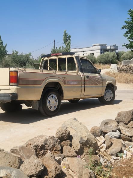مازدا بيك اب 1992 - صورة 1