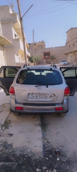 هونداي سنتافيه 2005 - صورة 4