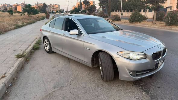 بي إم دبليو 520 2012 - صورة 2