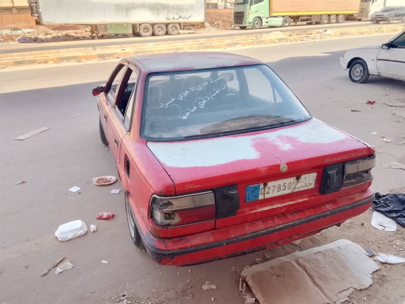 تويوتا كورولا 1996 - صورة 3