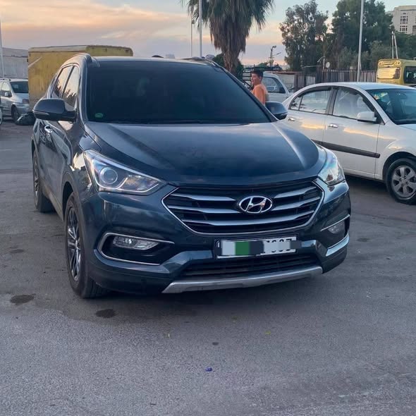 هيونداي سانتافيه 2018 - صورة 2
