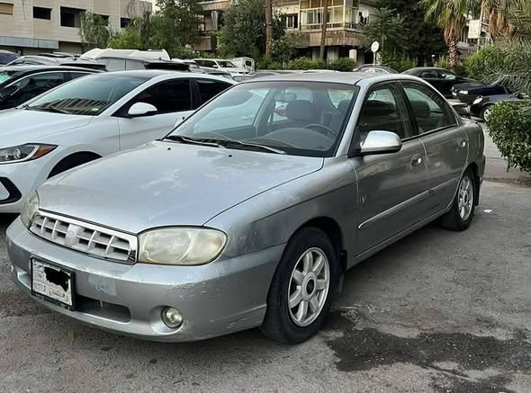 كيا سيفيا 2004 - صورة 1