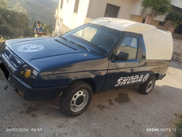 سكودا بيك اب 1994 - صورة 2