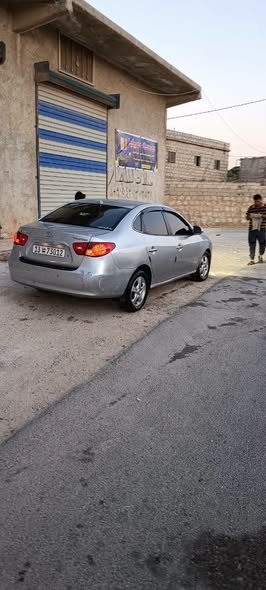 هيونداي افانتي 2007 - صورة 2