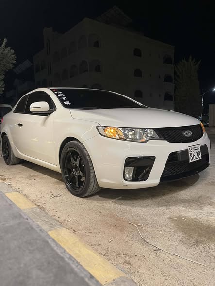 كيا فورتي 2011 - صورة 1