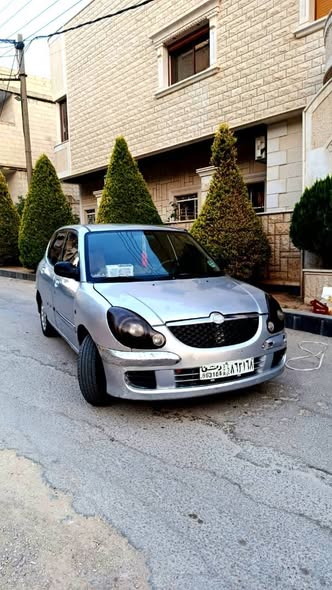 ديهاتسو سيريون 2004 - صورة 4