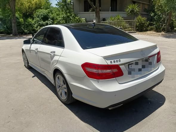 مرسيدس E 300 2011 - صورة 4