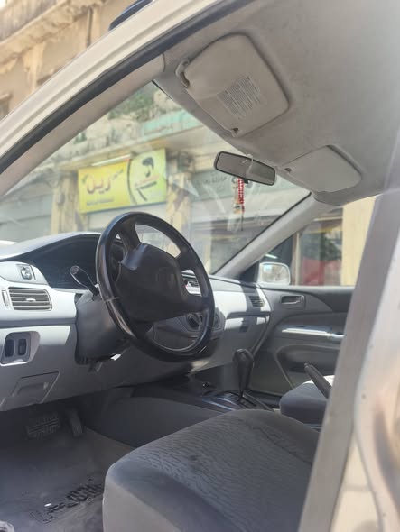 مستسوبيشي لانسر 2002 - صورة 3