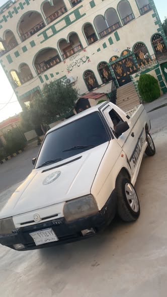 سكودا بيك أب 1993 - صورة 3