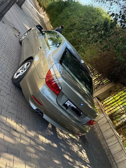 بي إم دبليو 525i 2007 - صورة 5