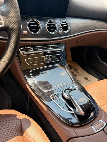 مرسيدس E350 2018 - صورة 4
